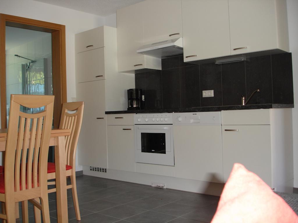 Haus Telisia Apartment Klosterle am Arlberg Cameră foto