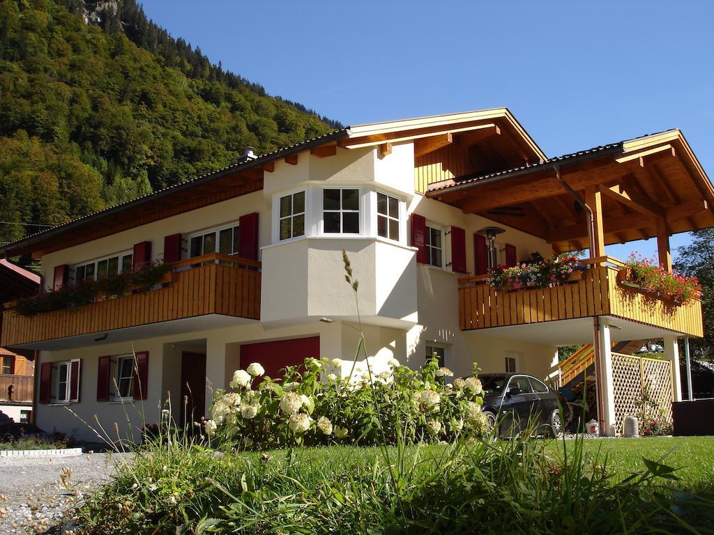 Haus Telisia Apartment Klosterle am Arlberg Exterior foto